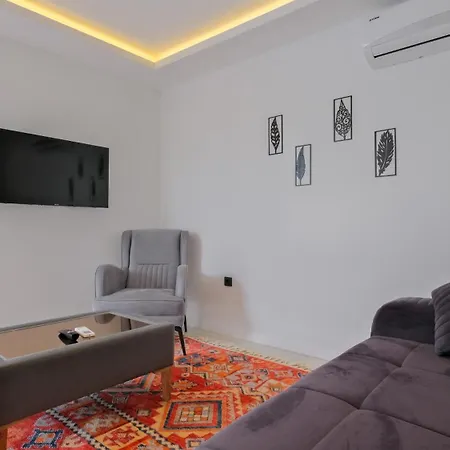 Villa Sitrin 1 *